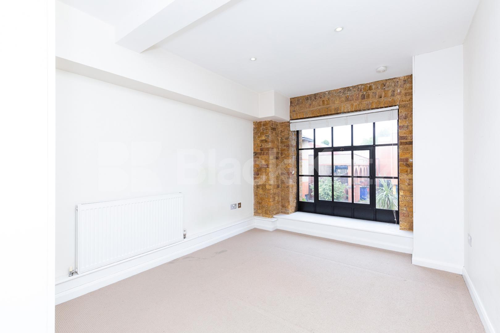 spacious 2 bedroom warehouse conversion with concierge  Springfield House lofts - Tyssen Street, Dalston